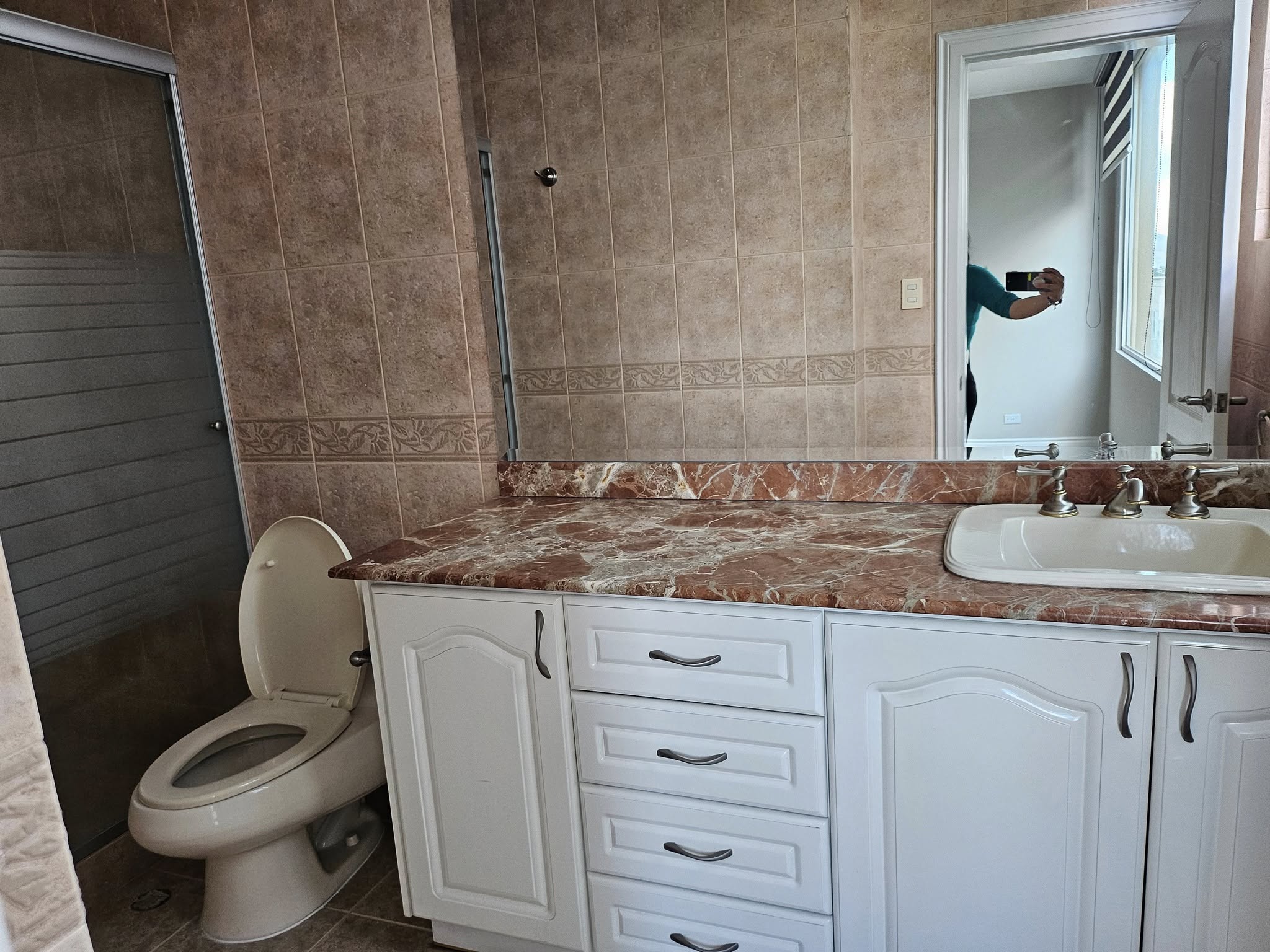 Arriendo sector Quito Tenis11